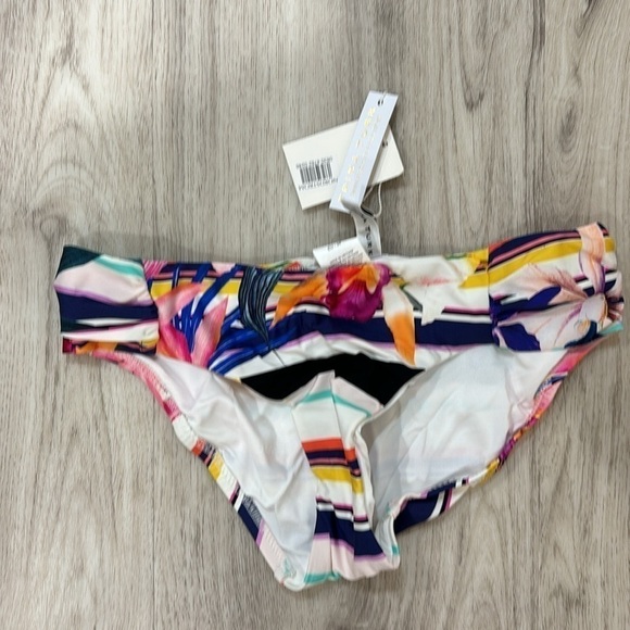 Trina Turk women's white treasure cove hipster bikini bottom size 10 NWT - Picture 3 of 7